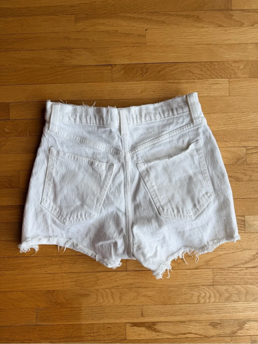 Abercrombie & Fitch White Distressed Denim Cutoff Shorts Highrise Casual Beach